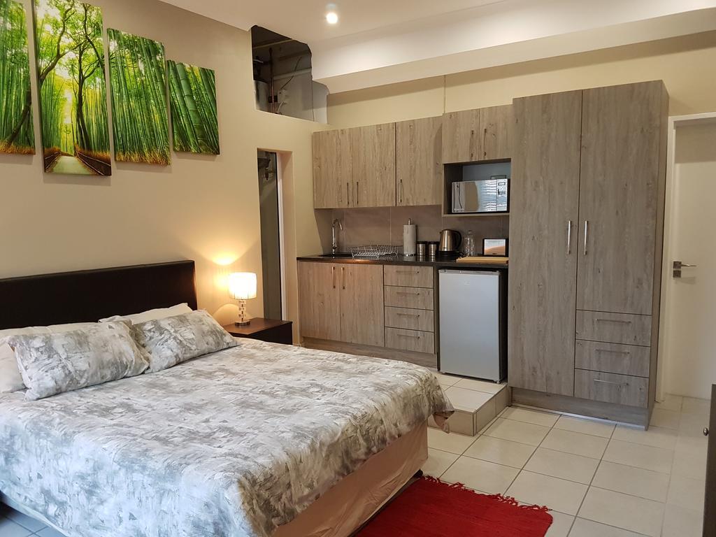 Studio on Bourdeaux Parow Buitenkant foto